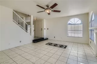 Photo #3: 2716320 Listing