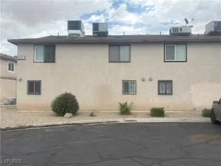 Photo #2: 2716325 Listing