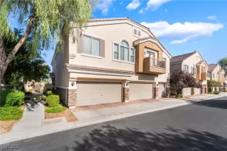 Photo #5: 2716329 Listing 