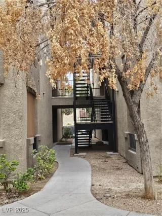 Photo #6: 2716360 Listing 