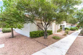 Photo #3: 2716386 Listing 