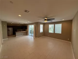Photo #4: 2716429 Listing 