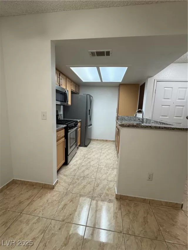 MLS: 2716440 Condo For Sale