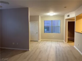 Photo #2: 2716445 Listing 