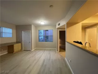 Photo #4: 2716445 Listing 