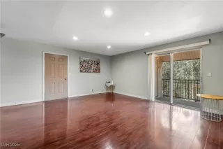 Photo #4: 2716455 Listing 