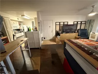 Photo #3: 2716465 Listing