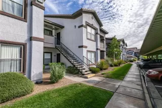 Photo #1: 2716469 Listing 