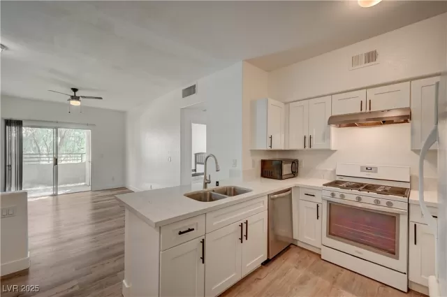 MLS: 2716480 Condo For Sale