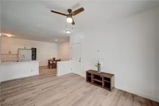 Photo #2: 2716480 Listing