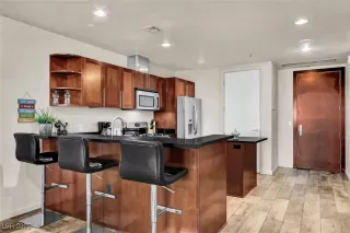 Photo #6: 2716485 Listing