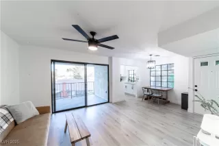 Photo #3: 2716489 Listing