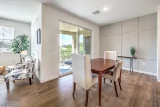 Photo #5: 2716491 Listing