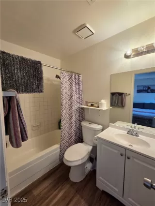 Photo #6: 2716502 Listing