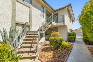 Photo #1: 2716510 Listing