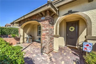 Photo #4: 2716511 Listing 