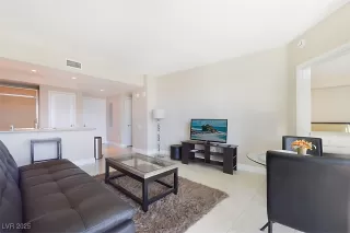 Photo #1: 2716528 Listing