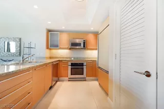 Photo #3: 2716528 Listing