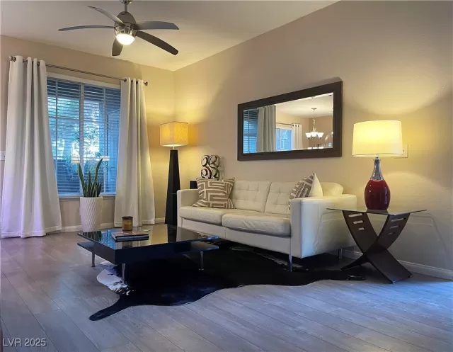 MLS: 2716573 Condo For Sale