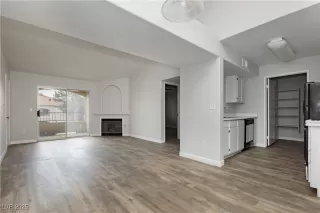 Photo #3: 2716597 Listing