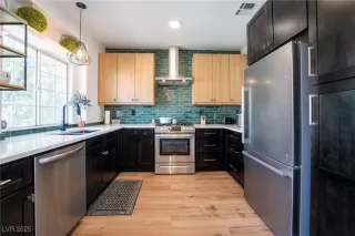 Photo #1: 2716617 Listing