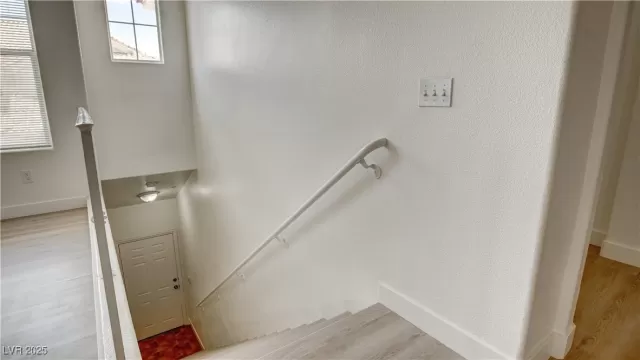 MLS: 2716634 Condo For Sale