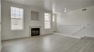 Photo #2: 2716634 Listing