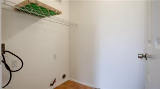 Photo #4: 2716634 Listing