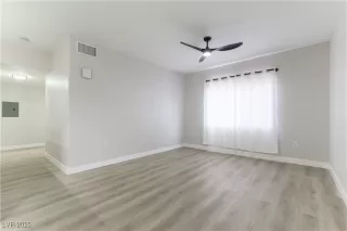 Photo #6: 2716636 Listing