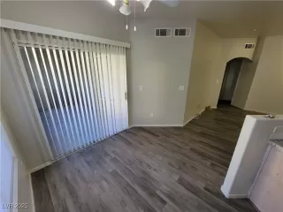 Photo #4: 2716646 Listing 