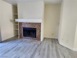 Photo #5: 2716656 Listing 