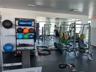 Photo #6: 2716660 Listing 