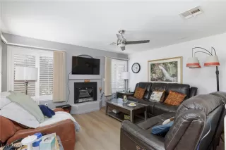 Photo #2: 2716699 Listing