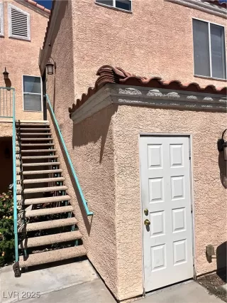 Photo #1: 2716710 Listing 