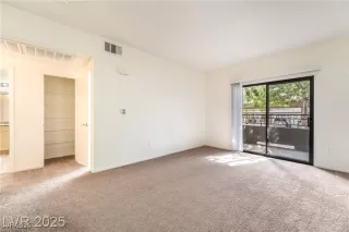 Photo #6: 2716729 Listing