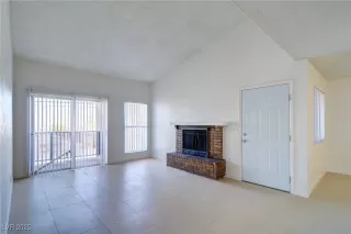 Photo #1: 2716747 Listing 