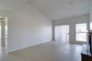 Photo #3: 2716747 Listing 