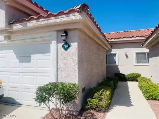 Photo #1: 2716757 Listing 