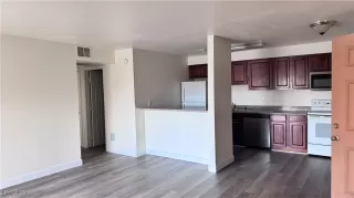 Photo #1: 2716760 Listing 