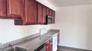 Photo #2: 2716760 Listing 