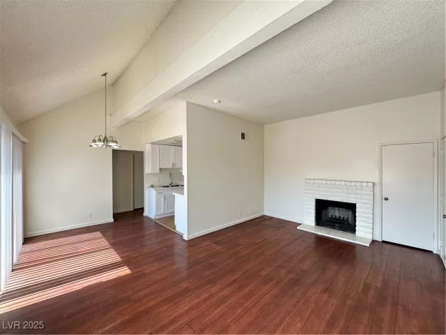 MLS: 2716764 Condo For Sale