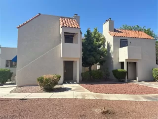 Photo #2: 2716764 Listing 