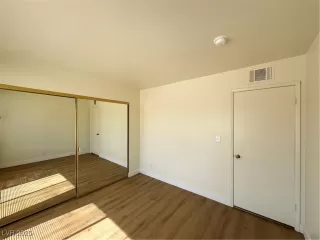 Photo #5: 2716764 Listing 