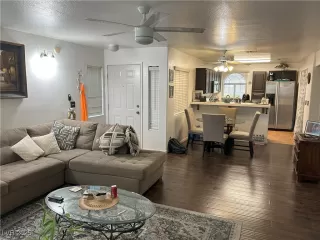 Photo #3: 2716776 Listing 