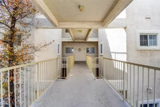 Photo #2: 2716785 Listing