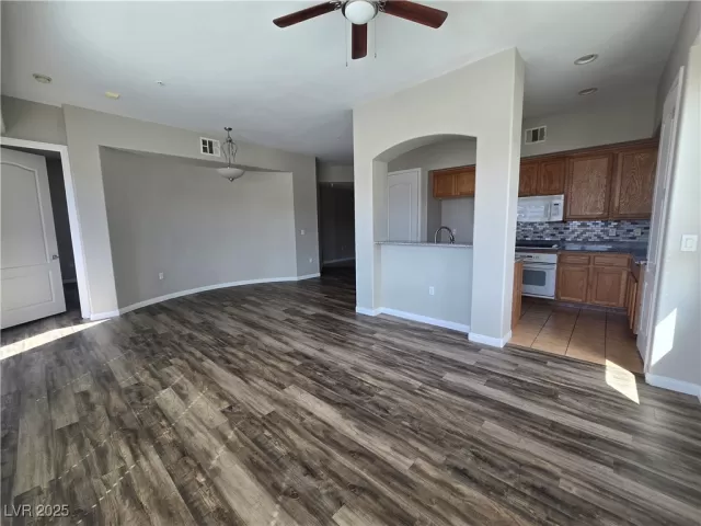 MLS: 2716801 Condo For Sale