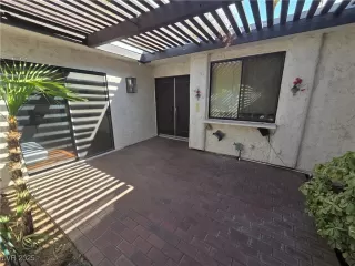 Photo #1: 2716808 Listing