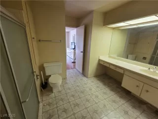 Photo #5: 2716808 Listing