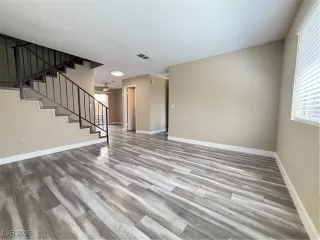 Photo #3: 2716814 Listing 