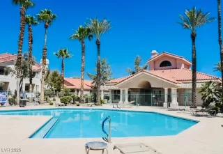 Browse active condo listings in BRAVA